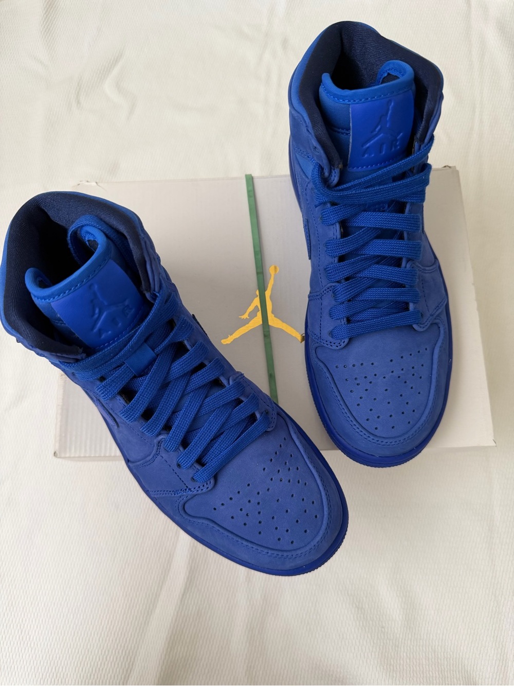 Jordan WMNS High-Top Sneakers in Royal Blue